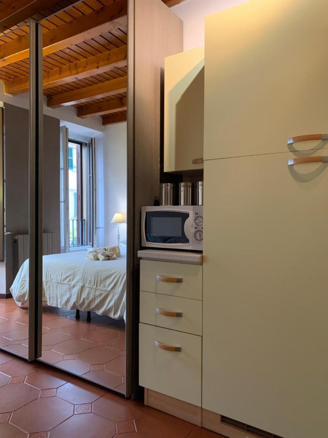 Studio Apartment Una Finestra Su Côme Extérieur photo